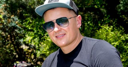 Wciąż jest singlem. Rodzice przestali pytać