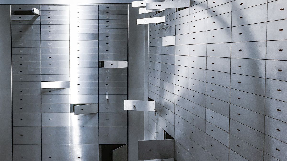 Bankowe skrytki zamykane na kluczyk. Skrytki bankowe.