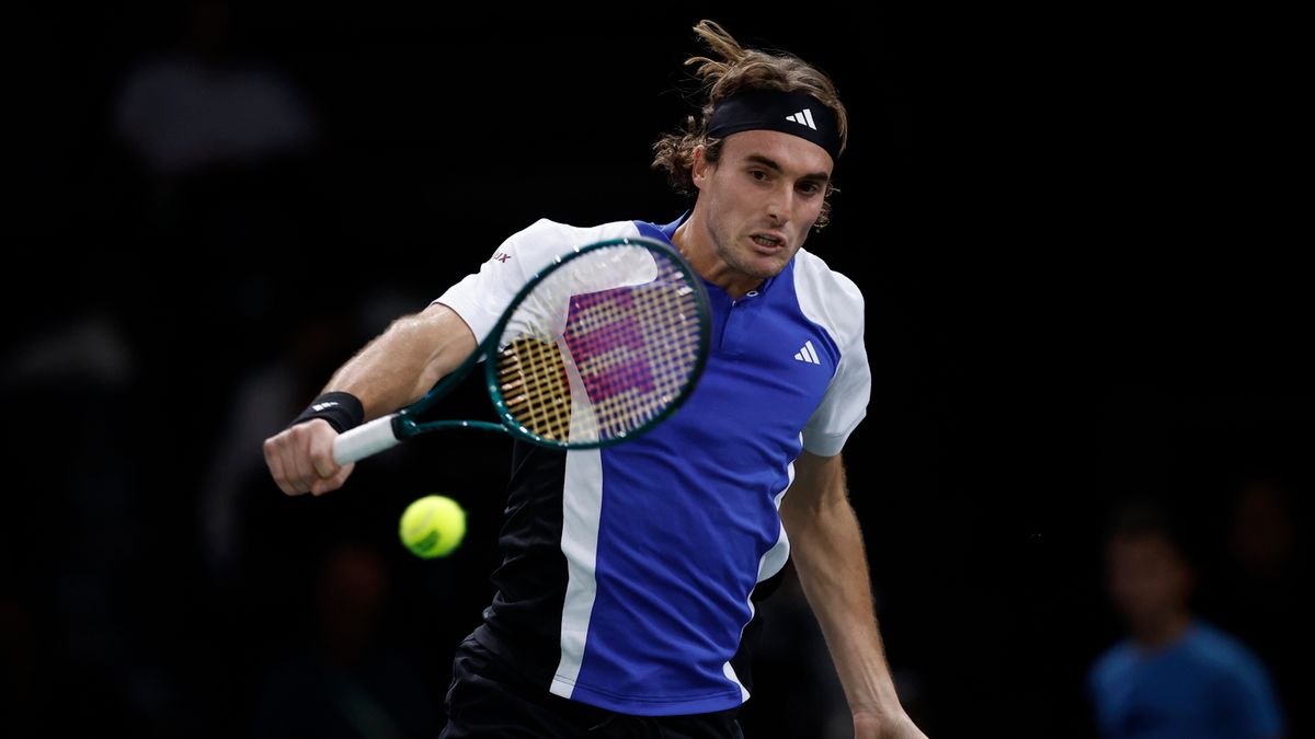 PAP/EPA / Yoan Valat / Na zdjęciu: Stefanos Tsitsipas