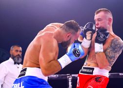 Super Polsat Boks: Babilon Boxing Show w Żyrardowie - waga półciężka: Paweł Stępień - Łukasz Stanioch