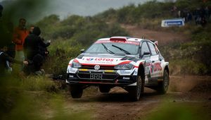 WRC: pech Kajetana Kajetanowicza w Argentynie. Kris Meeke na czele