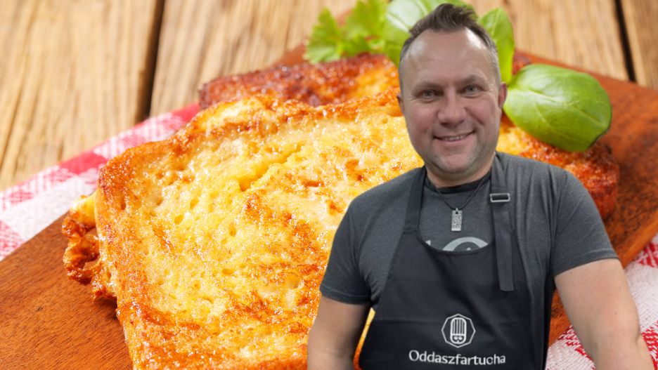 Strzelczyk zanurza chleb i kładzie na patelni