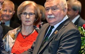 "Mamy siebie dość". Wałęsa mówi, co dzieje się w jego małżeństwie