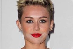 Miley Cyrus - makijaż i pedicure do poprawki!