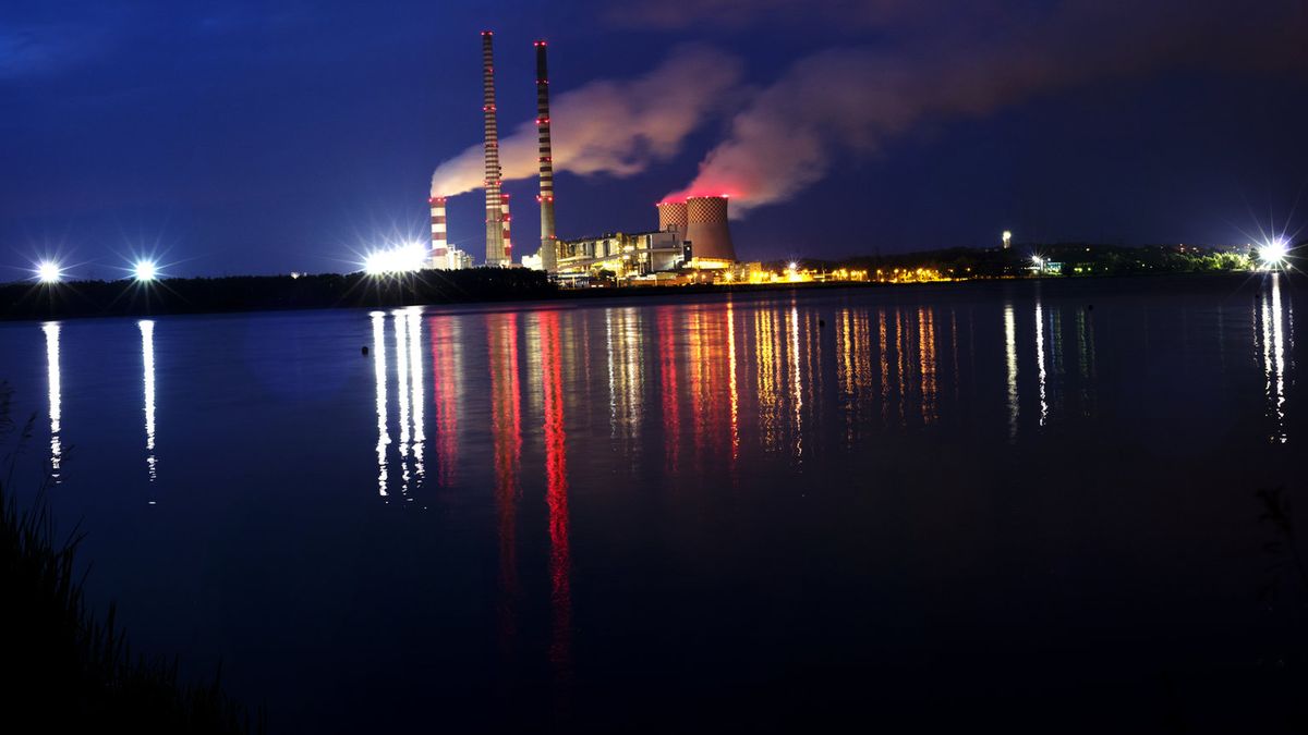 Czy polskie firmy strategiczne są dostatecznie chronione? Na zdjęciu elektrownia w Rybniku