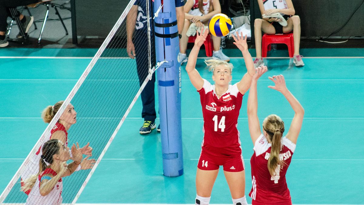 WP SportoweFakty / Rafał Soboń / Na zdjęciu: Joanna Wołosz (z numerem 14)