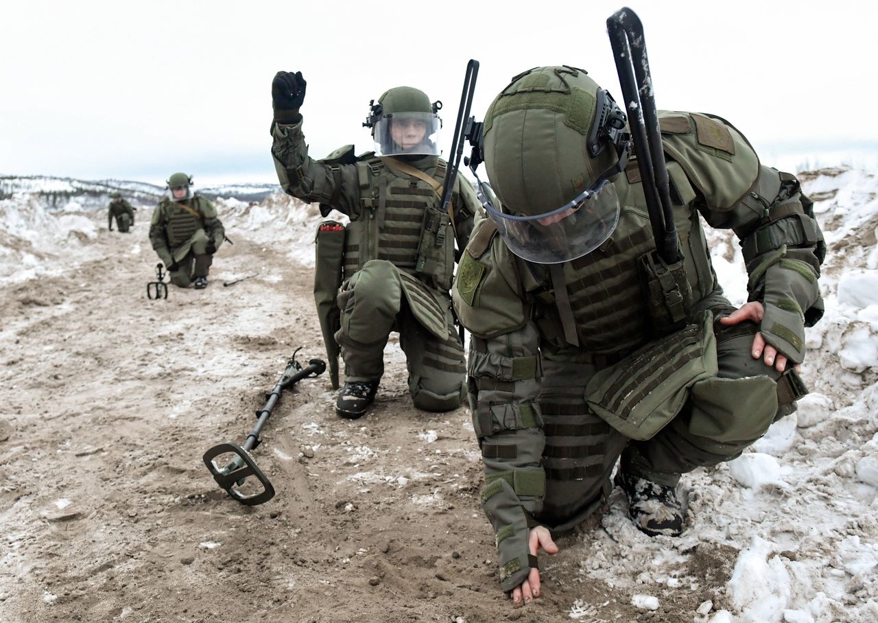 "Szykują się na krytyczny moment". Wojska Rosji i Białorusi tuż przy granicy z Ukrainą