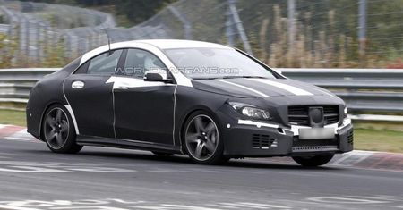 Mercedes-Benz CLA45 AMG wyszpiegowany na Nürburgring