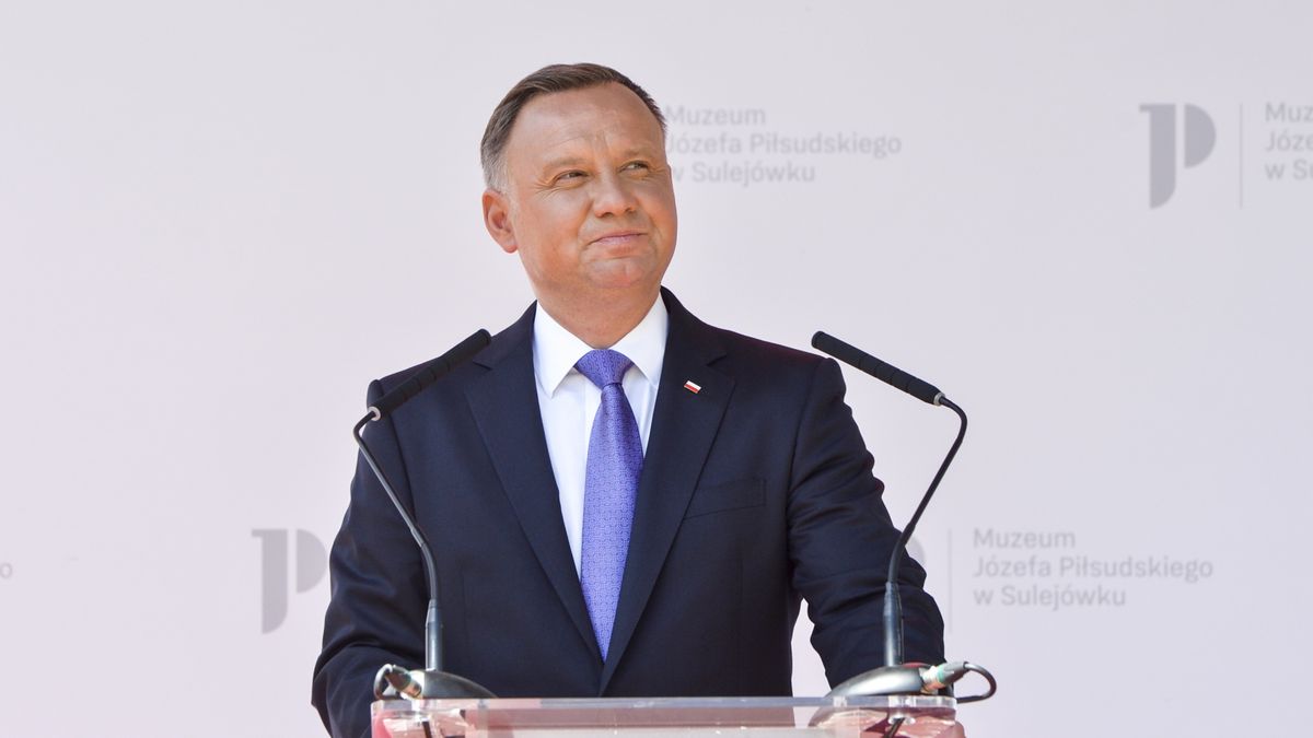 Andrzej Duda pomoże w podwyżkach posłów 