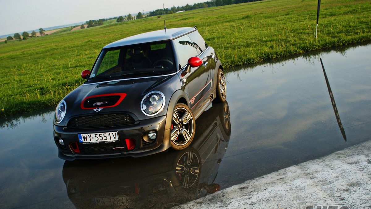 MINI John Cooper Works GP - ostry maluch [galeria] 1
