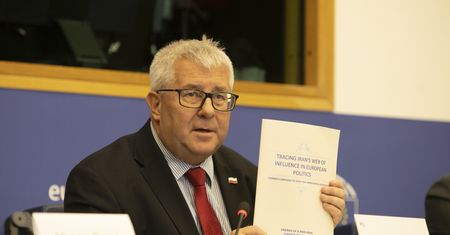 Bolesna kara do PiS. Należności ściągał komornik