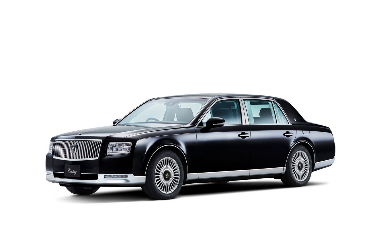 Nowa Toyota Century - staruszek w doskonałej formie