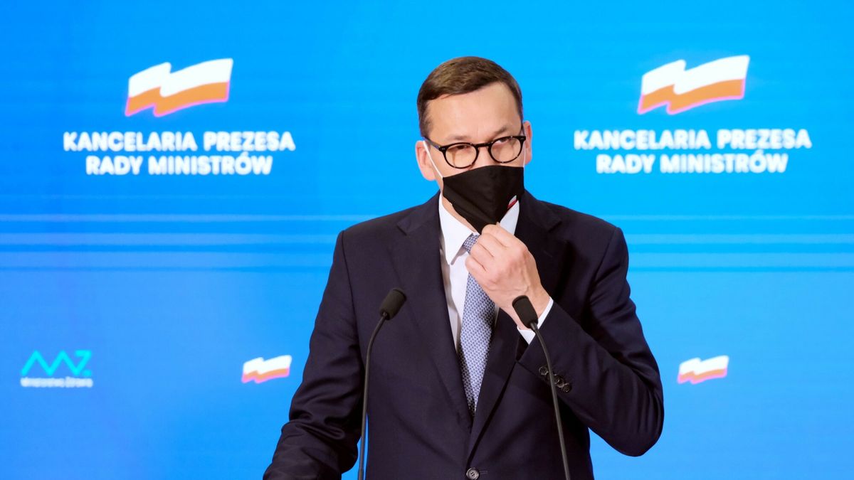 Konferencja rz?dowa w Ministerstwie ZdrowiaFot. Mateusz Grochocki/East News, Warszawa, 30.07.2021. Ministerstwo Zdrowia. Konferencja prasowa premiera Mateusza Morawieckiego, ministra zdrowia Adama Niedzielskiego oraz szefa KPRM Michala Dworczyka.Mateusz Grochocki