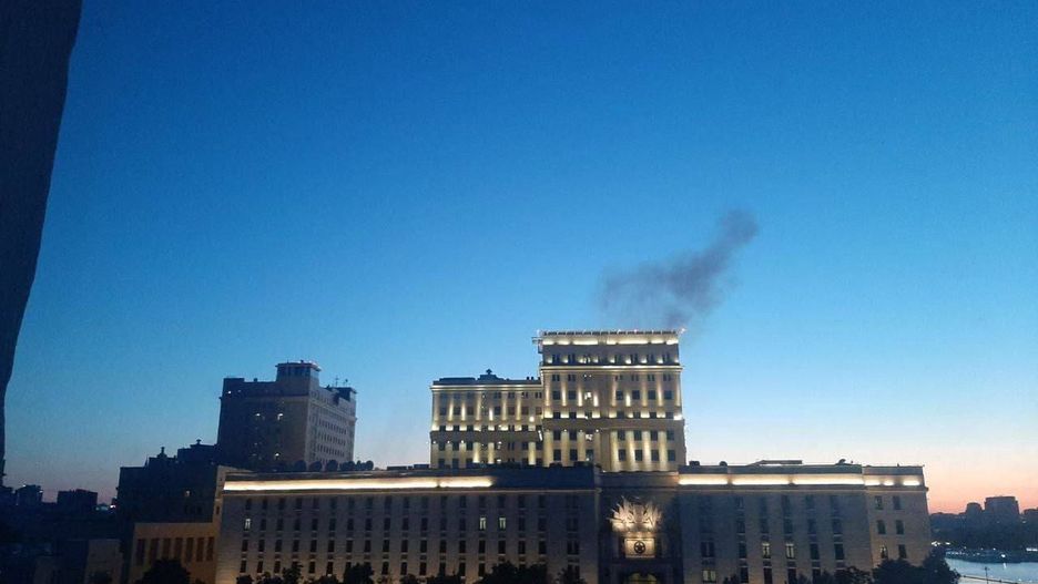 Dym w centrum Moskwy. Znaleziono szczątki drona