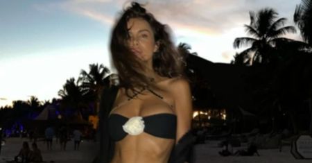 Natalia Siwiec pozuje w bikini, a internautka zarzuca jej RETUSZ: "Coś z Photoshopem nie wyszło". Celebrytka odpowiedziała (FOTO)