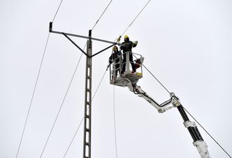 Awarie na Podkarpaciu. Wciąż czekają na prąd