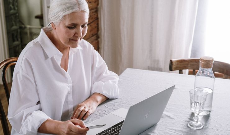 Szukasz porad medycznych w Google? Zaskakująca opinia ekspertów