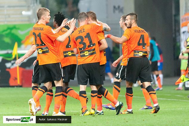 Piłkarze Zagłębia cieszyli się przy Cichej z objęcia prowadzenia. Były to jednak miłe złego początki