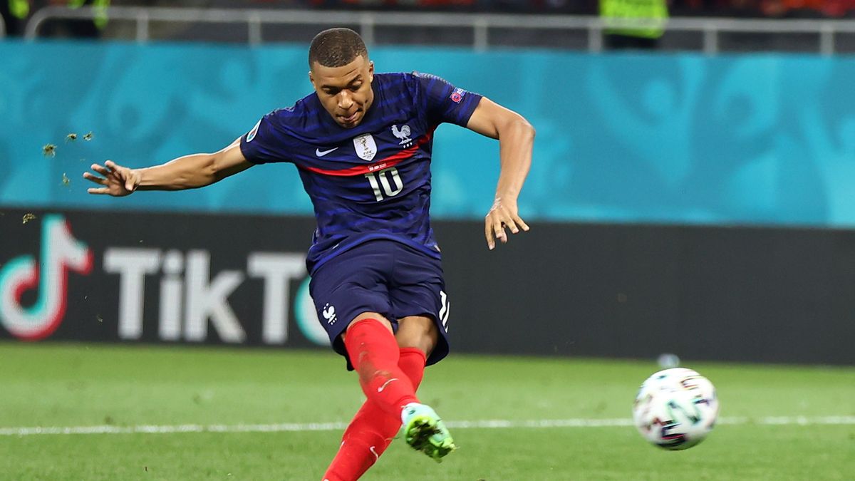 PAP/EPA / Marko Djurica / Na zdjęciu: Kylian Mbappe