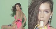 Bella Hadid pozuje z bananem