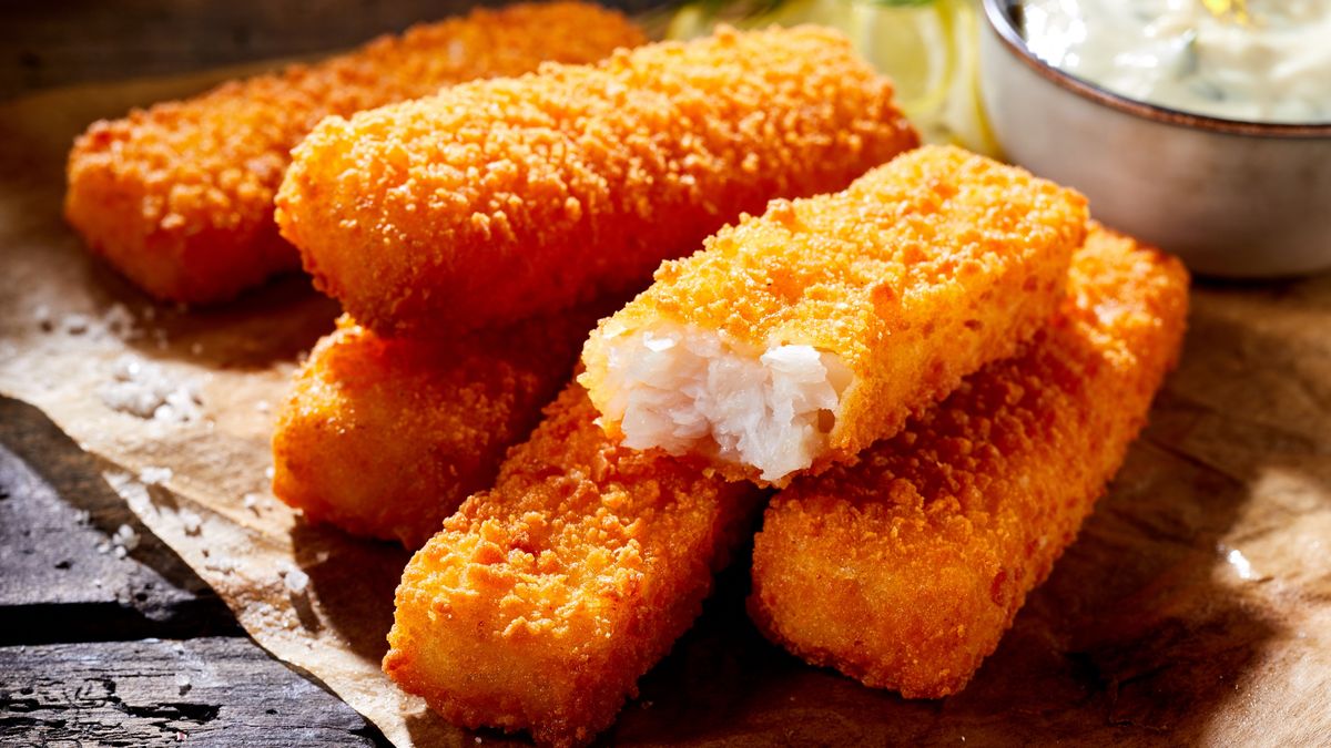 Domowe paluszki rybne w prostym przepisie. Lepsze od sklepowych!