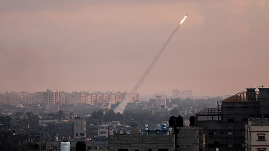 GAZA, PALESTINE - 2023/10/07: Rockets fired by Palestinian armed factions from Gaza towards Israel. (Photo by Yousef Masoud/SOPA Images/LightRocket via Getty Images)