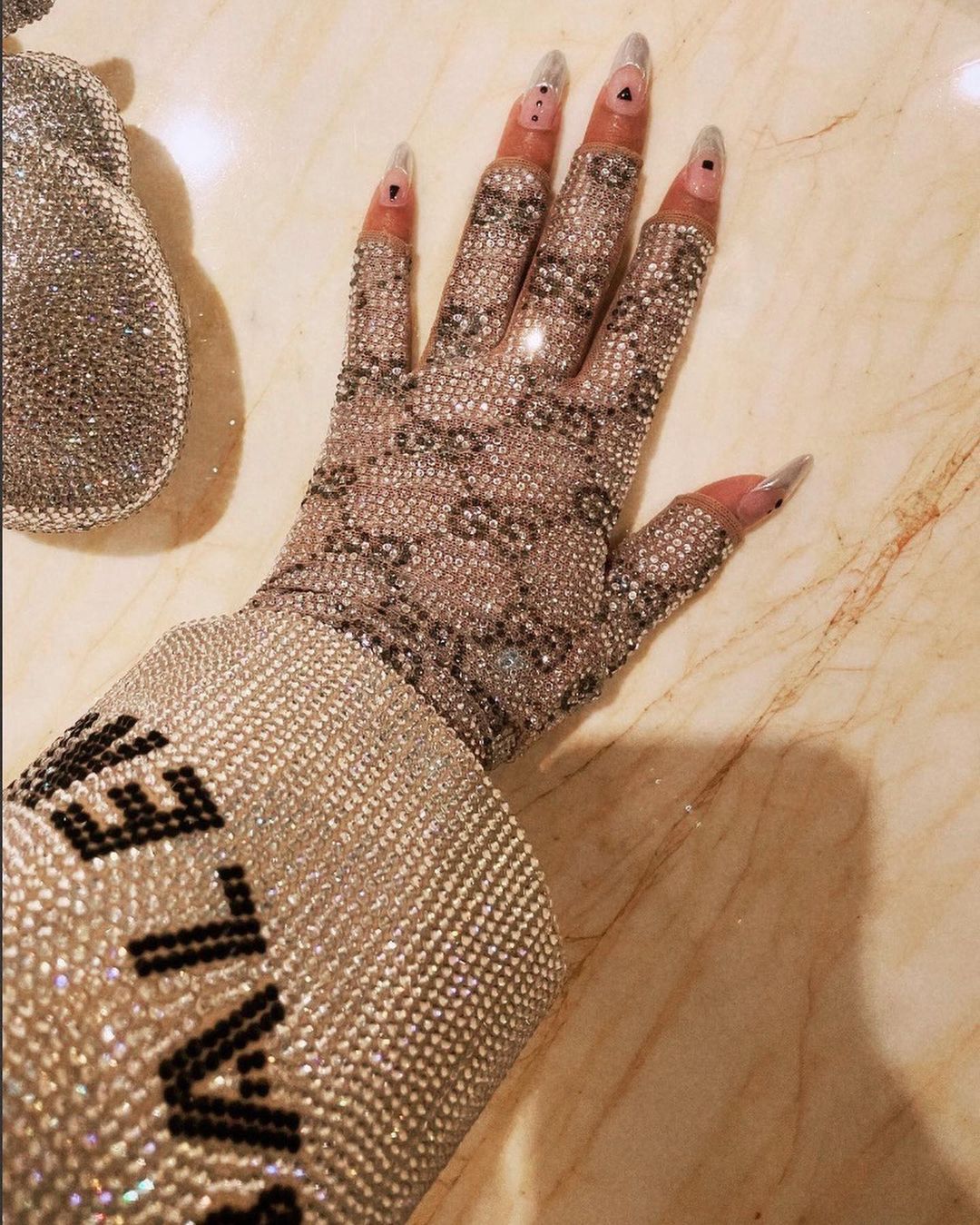 Beyonce błyszczy się na urodzinach Jaya-Z