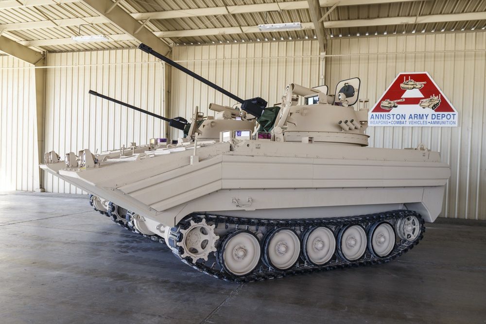 M113 znalazł bardzo szerokie zastosowanie w tworzeniu sprzętu OPFOR-u. Na zdjęciu przerobiony na BMP-2