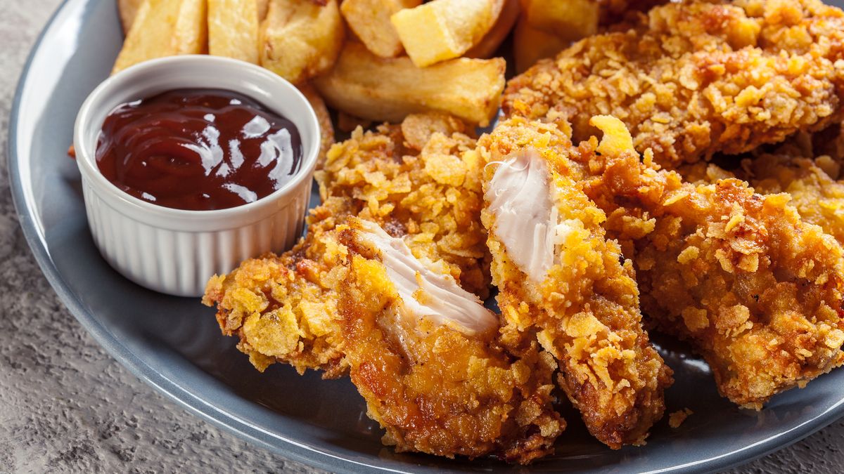 Nuggetsy w panierce kukurydzianej smakują wybornie