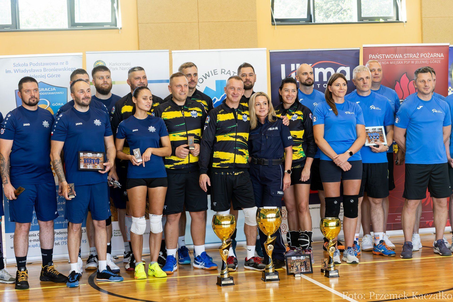 III edycja turnieju siatkarskiego Ultima Cup dla Komendy Miejskiej Policji w Jeleniej Górze