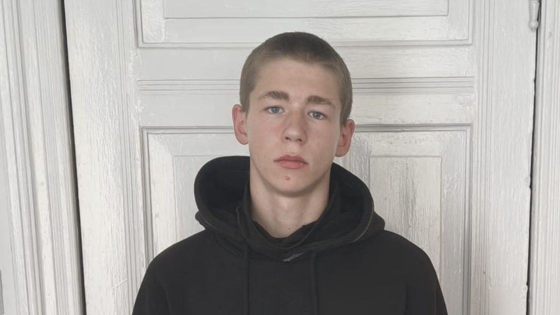 Funkcjonariusze udostępnili wizerunek nastolatka