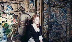 Emma Stone w filmie "The Favourite". Reżyserem Yorgos Lanthimos