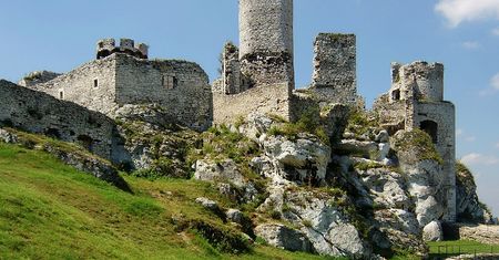 Jura Krakowsko-Częstochowska. Zamki, ruiny i jaskinie