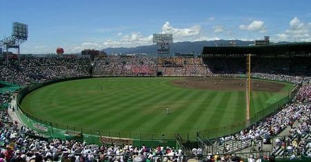 Hanshin Koshien Stadion zostal wyposażony w instalacje fotowoltaiczne