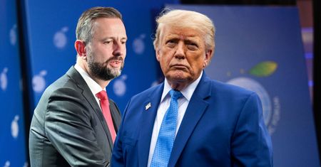 Szef MON spotkał się z Trumpem. "Byłem w Białym Domu"