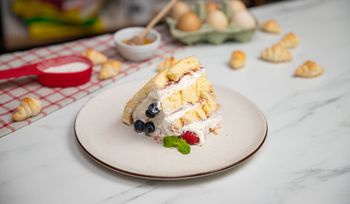 Torcik ślimakowy zrobi furorę na każdej imprezie. Powstaje zupełnie inaczej niż tradycyjny