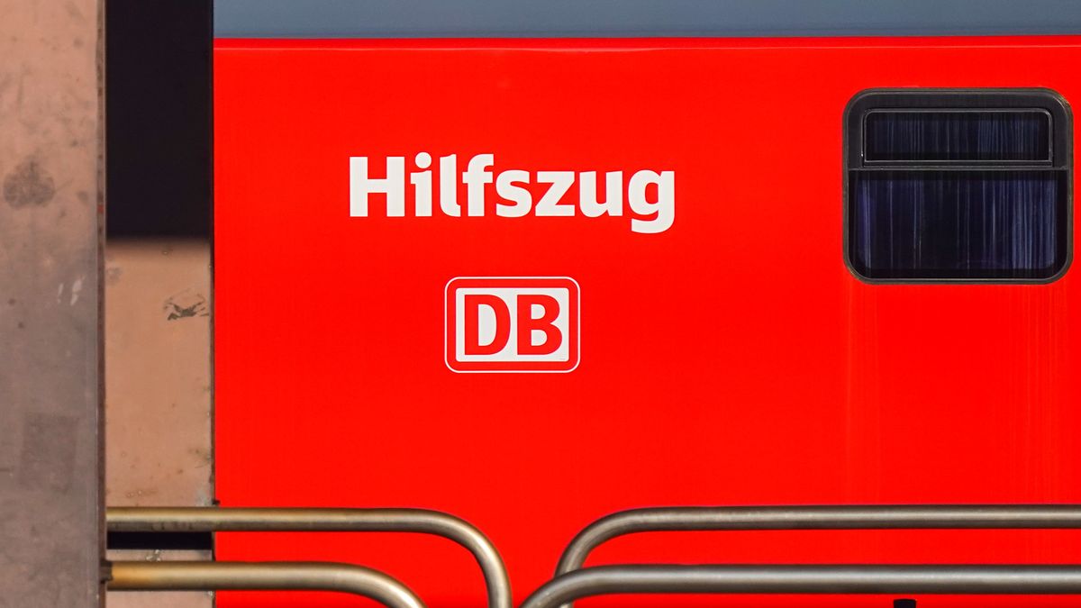 A red Deutsche Bahn (DB) rescue train, specifically labeled ''Netz Notfalltechnik'' and ''Hilfszug,'' is stationed at the railway platform in Fulda, Hesse, Germany, on January 30, 2026. These specialized trains provide technical assistance, clear accident sites, and restore railway infrastructure during operational disruptions. (Photo by Michael Nguyen/NurPhoto via Getty Images)