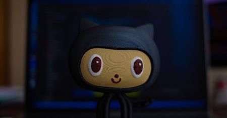 W jaki sposób GitHub udostępnia prywatne dane tysięcy nieświadomych użytkowników  przeglądarki Firefox?