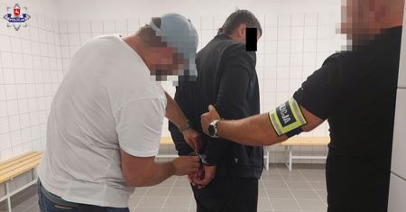 Kradli samochody za pomocą urządzeń do kopiowania i zagłuszania kluczyków