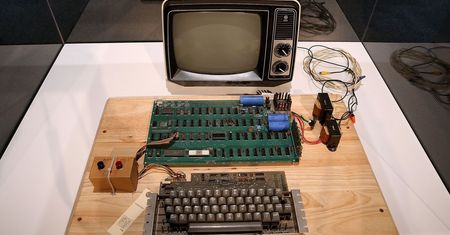 Historyczny Apple 1 na sprzedaż za 5,6 mln zł