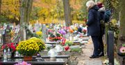 Wygrała z cmentarną drożyzną. Kościół odda pieniądze za pogrzeb matki