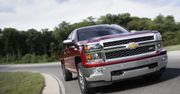 2014 Chevrolet Silverado i GMC Sierra - bliźniaki atakują [wideo]