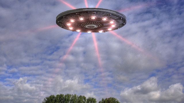 Rosjanie złapali UFO na radarze - obcy to kobiety? [wideo] 1