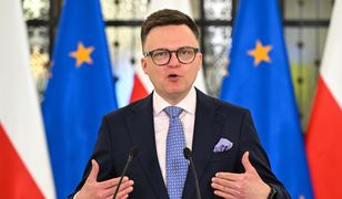 Hołownia staje po drugiej stronie. "Weryfikuje swój pogląd"