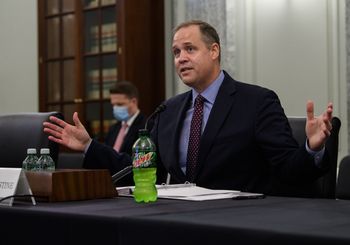 Były szef NASA wątpi w program Artemis. Krytyka planowanych lądowników