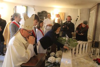 Parzno (gmina Kluki, powiat bełchatowski). Archidiecezjalna Pielgrzymka w intencji beatyfikacji Czcigodnej Sługi Bożej Wandy Malczewskiej