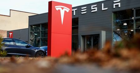 Tesla stawia na Niemcy. Baterie zamiast półproduktów