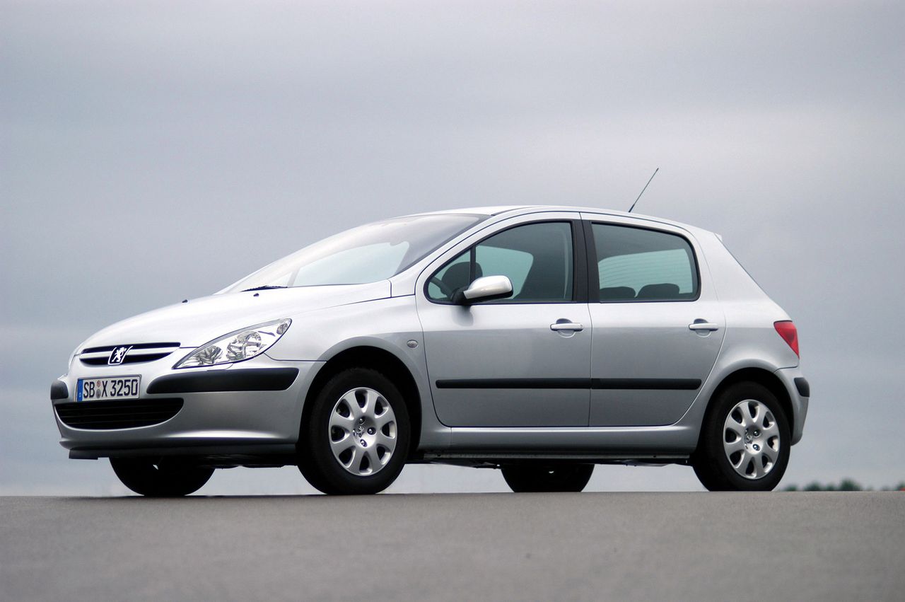 2001 - 2005 Peugeot 307 5D