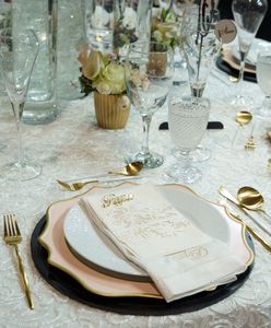 Weselna oszustka grasowała w Sopocie. Sześć par poszkodowanych