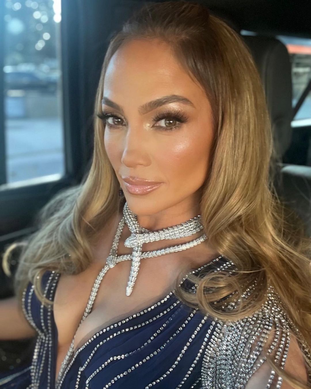Jennifer Lopez wywołała dyskusję na temat filtrów i cery